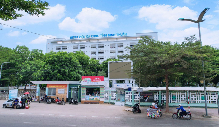 Ngành y tế Ninh Thuận - 30 năm vì sức khỏe cộng đồng