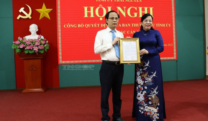 Thái Nguyên công bố quyết định của Ban Thường vụ Tỉnh ủy về công tác cán bộ