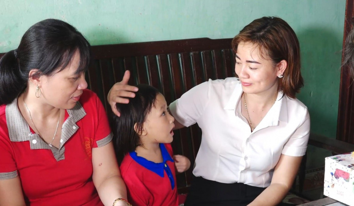 Ấm áp trái tim người Đảng viên