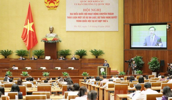 Tăng cường công tác xây dựng pháp luật; hoàn thiện các dự án Luật trình Quốc hội tại Kỳ họp thứ 4 Quốc hội khóa XV