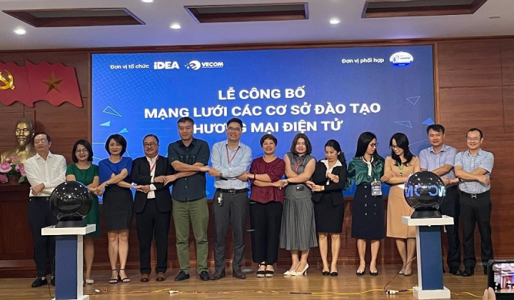 Cái bắt tay nối dài vì nguồn nhân lực thương mại điện tử chất lượng cao tại Việt Nam