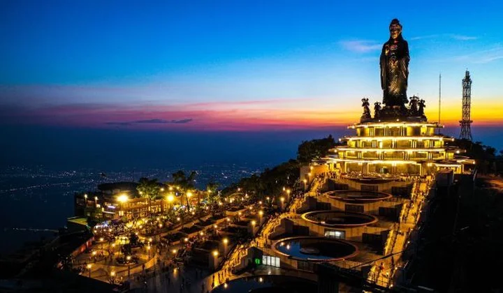 Hội trăng rằm Vân Sơn ghi dấu ấn sức hút du lịch Tây Ninh