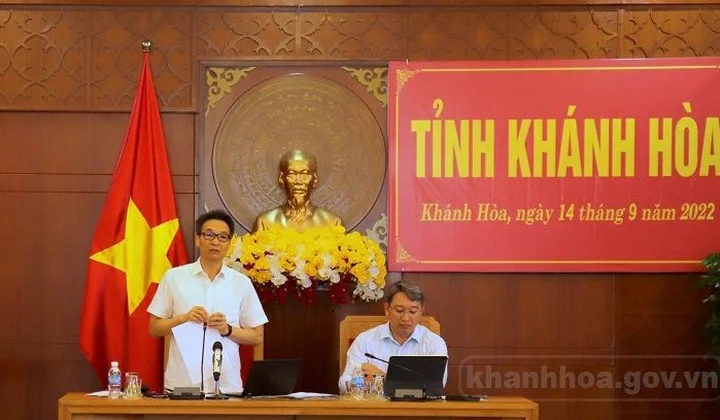 Phó Thủ tướng Vũ Đức Đam làm việc với lãnh đạo tỉnh Khánh Hòa
