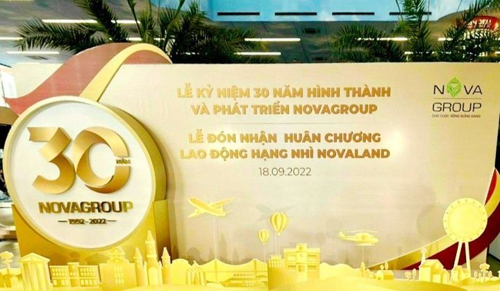 Novaland vinh dự đón nhận Huân chương Lao động Hạng Nhì