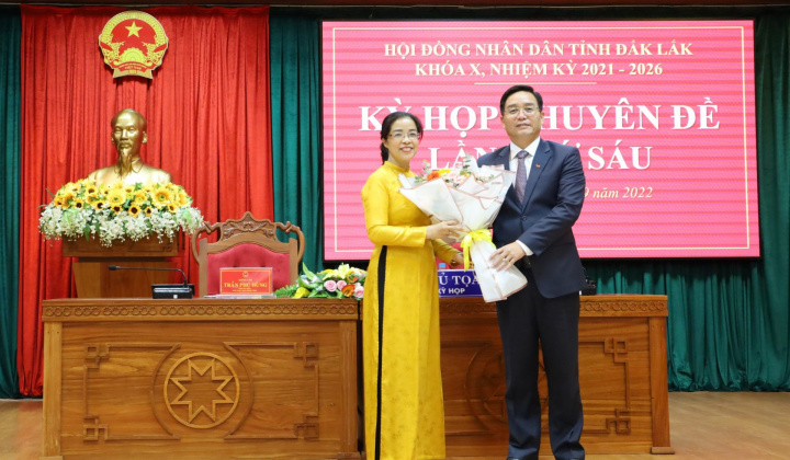 Trưởng Ban Tuyên giáo Tỉnh ủy Đắk Lắk được bầu giữ chức vụ Chủ tịch HĐND tỉnh khóa X