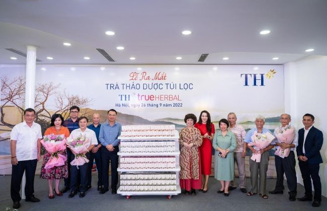 “Mở cửa” kho báu thảo dược Việt