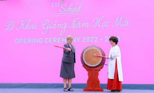 Giáo viên quốc tế hào hứng với lễ khai giảng Việt Nam