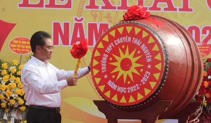 Thái Nguyên tưng bừng không khí khai giảng năm học mới