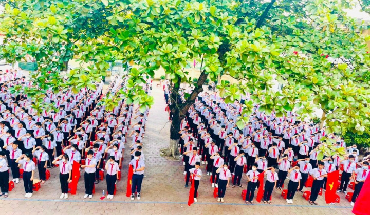 Nghệ An hân hoan chào đón năm học mới