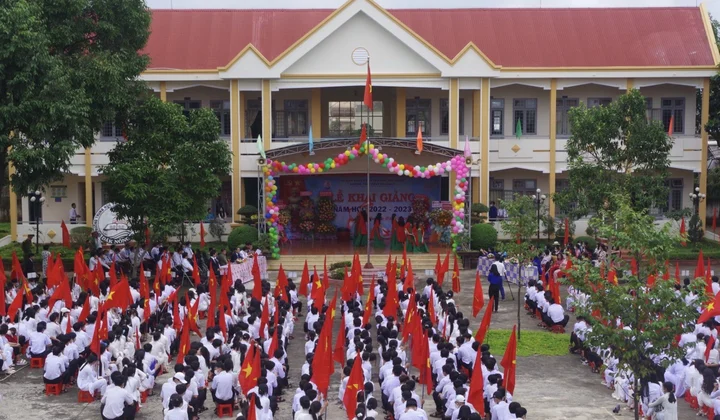 Đắk Nông: Huyện biên giới Cư Jút hân hoan chào đón năm học mới