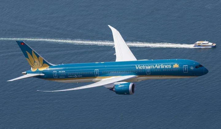 Vietnam Airlines lọt top 10 Nhãn hiệu nổi tiếng Việt Nam