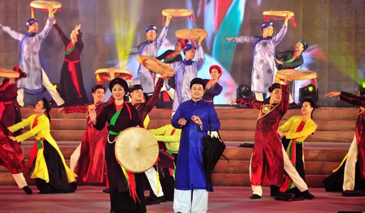 Tiếp tục xây dựng, hoàn thiện thể chế phát triển văn hóa đáp ứng yêu cầu phát triển đất nước thời kỳ mới