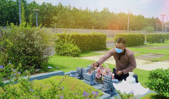 Tảo mộ ngày Tết - Nét đẹp văn hóa của người Việt