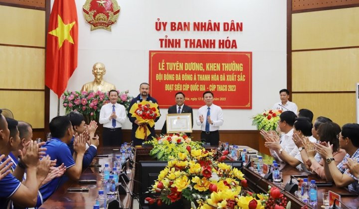 Thanh Hoá tuyên dương, khen thưởng Đội bóng đá Đông Á Thanh Hoá đoạt Siêu Cúp bóng đá Quốc gia