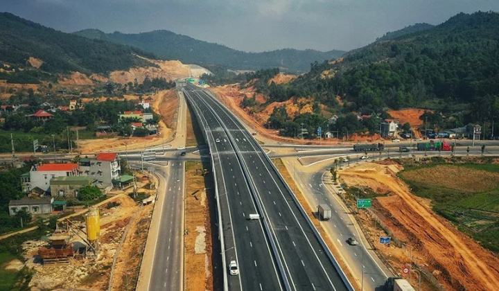 Cao tốc Quốc lộ 45 - Nghi Sơn và Nghi Sơn - Diễn Châu đi vào hoạt động