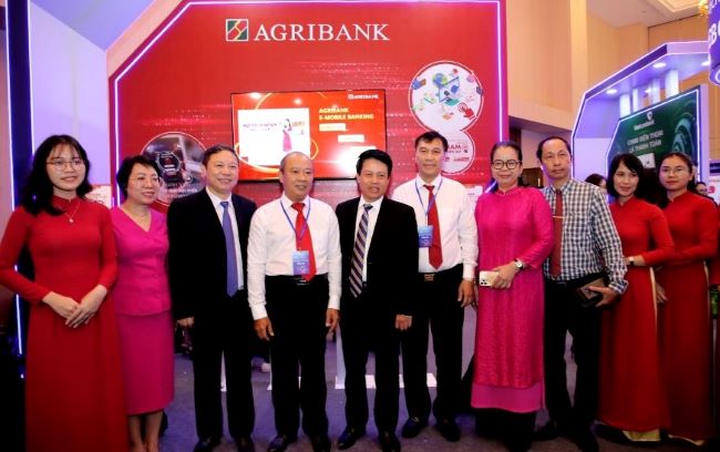 Agribank đồng hành “Khai phá dữ liệu số, thành công chuyển đổi số”