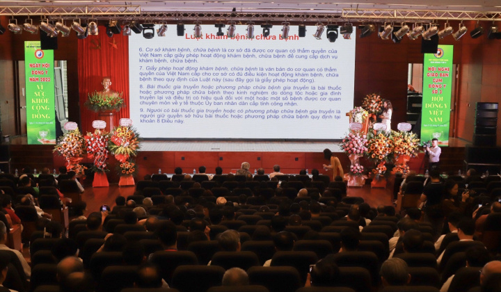 Hội thảo Khoa học kết hợp Y học cổ truyền với Y học hiện đại trong chăm sóc sức khỏe cộng đồng