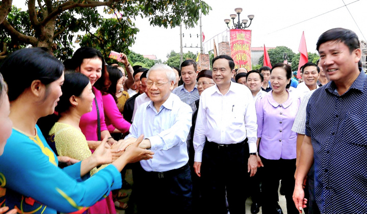 Củng cố và tăng cường hơn nữa mối quan hệ mật thiết giữa Đảng với nhân dân trong tình hình mới