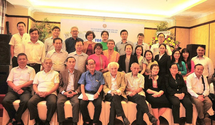 Tọa  đàm “80 năm Đề cương văn hoá Việt Nam và sự phát triển VHNT Việt Nam, VHNT Đắk Lắk”