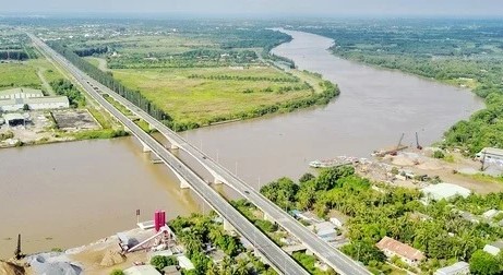 Long An: Huyện Cần Đước từng bước xứng tầm đô thị vệ tinh, đón đầu “sóng” đầu tư