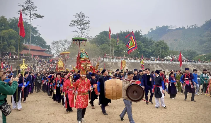 Festival tín ngưỡng thờ Mẫu thượng ngàn và Lễ hội cơm mới đền Đông Cuông năm 2023