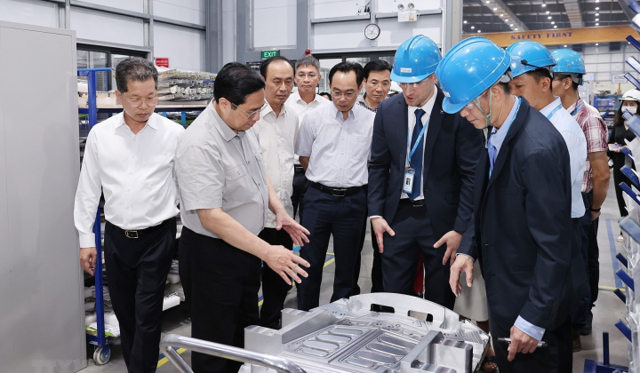 Identifying sectors with economic advantages in Viet Nam’s economic structure benefitting from new-generation free trade agreements