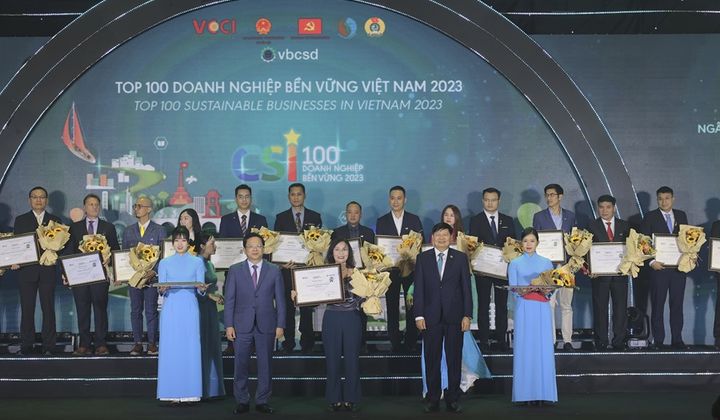 SeABank lần thứ 6 được vinh danh trong Top 100 Doanh nghiệp bền vững Việt Nam