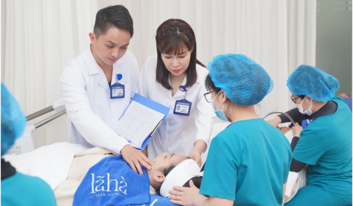 Bác sĩ da liễu Lã Thanh Hà khuyến cáo nguyên nhân không ngờ gây bùng phát mụn