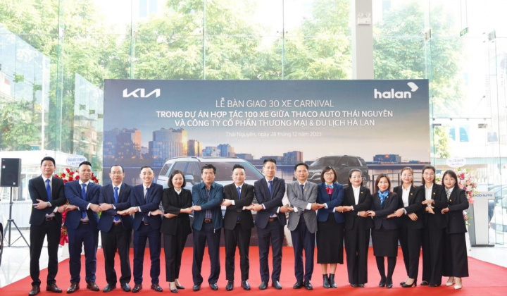 Công ty Hà Lan ra mắt 30 xe VIP phục vụ khách hàng