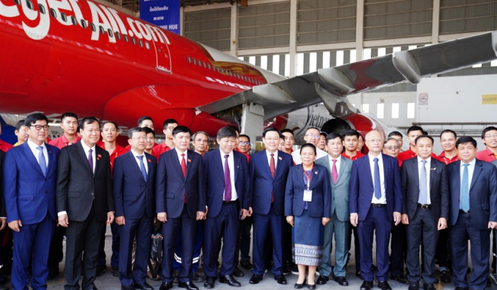 Vietjet mở đường bay thẳng từ TP. Hồ Chí Minh đến Viêng Chăn, công bố hợp tác toàn diện với Lao Airlines