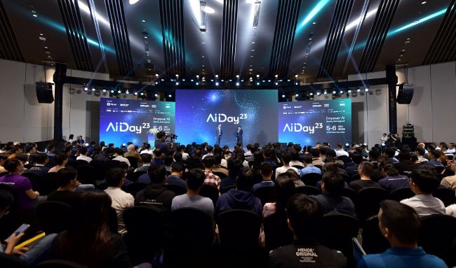 AI Day khai mạc với chủ đề “AI: tái thiết thực tại”