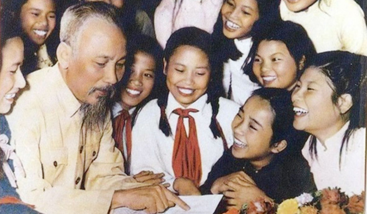 Tư tưởng Hồ Chí Minh về chăm lo, đào tạo, bồi dưỡng, phát huy vai trò của thanh niên và sự vận dụng trong sự nghiệp đổi mới hiện nay