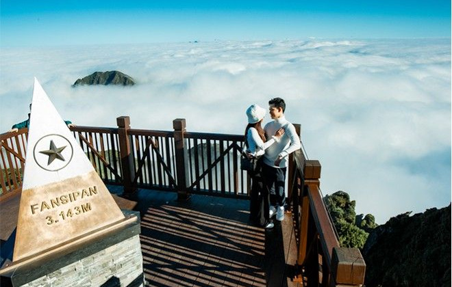 Du khách khoe loạt khoảnh khắc Valentine ngọt ngào trên khắp các Sun World