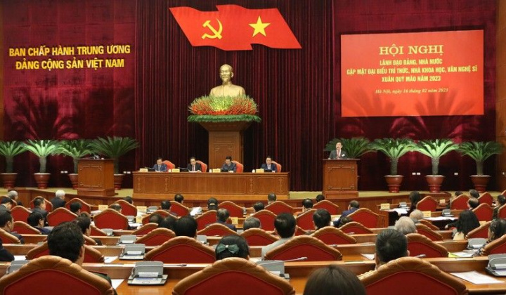 Đội ngũ trí thức, nhà khoa học, văn nghệ sĩ có ý nghĩa then chốt đối với vận mệnh và tương lai dân tộc