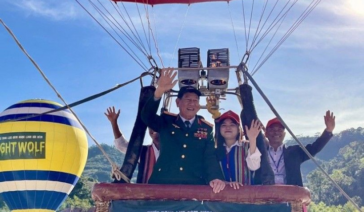 Kon Tum: Lễ hội Khinh khí cầu bay về đại ngàn