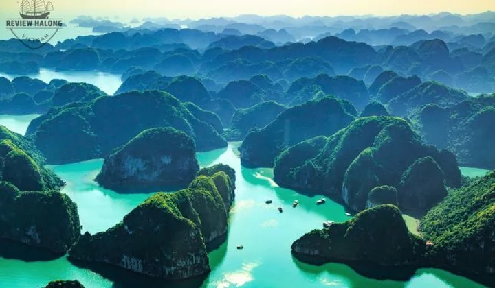 CNN: Vịnh Hạ Long là một trong 25 điểm đến đẹp nhất 2023