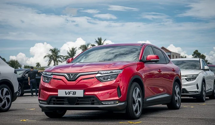 VinFast bàn giao 416 ô tô điện VF 8 và VF e34 trong tháng 2/2023