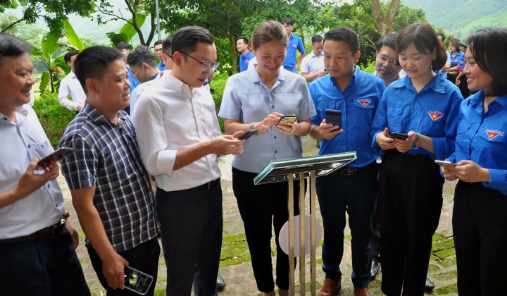 Một số vấn đề từ hướng tiếp cận xã hội học về chuyển đổi số ở Việt Nam