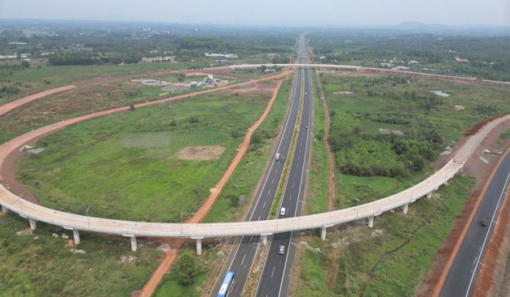 Quyết tâm đưa vào khai thác 3 dự án cao tốc dịp lễ 30/4
