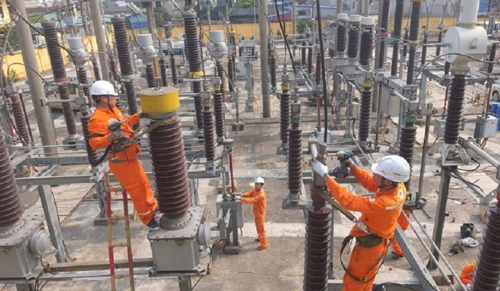 Điện lực Nam Định: Sửa chữa, bảo dưỡng, khắc phục lưới điện 110kV sẵn sàng đảm bảo cấp điện mùa nắng nóng 2023