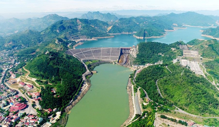 Hòa Bình tập trung nguồn lực cho phát triển kinh tế xanh, kinh tế số