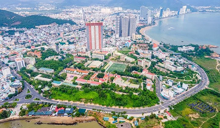 Xây dựng và phát triển tỉnh Khánh Hòa trở thành thành phố trực thuộc Trung ương