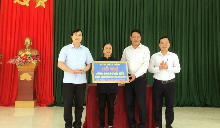 Huyện Thạch Thành (Thanh Hoá): Hàng trăm ngôi nhà được xây dựng cho người nghèo