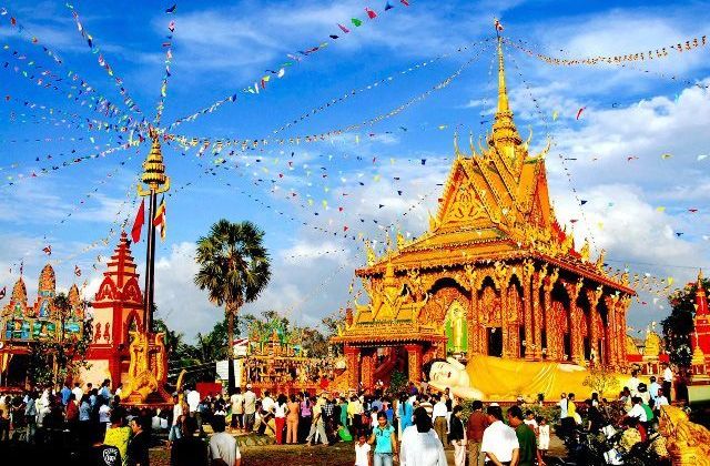 Thủ tướng gửi Thư chúc mừng đồng bào Khmer dịp Tết Chôl Chnăm Thmây