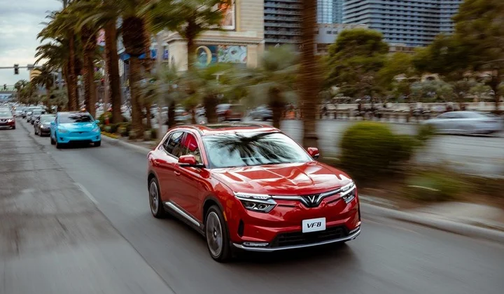 Chủ xe VinFast VF 8 ở California có thể hưởng ưu đãi thuế tới 7.500 USD