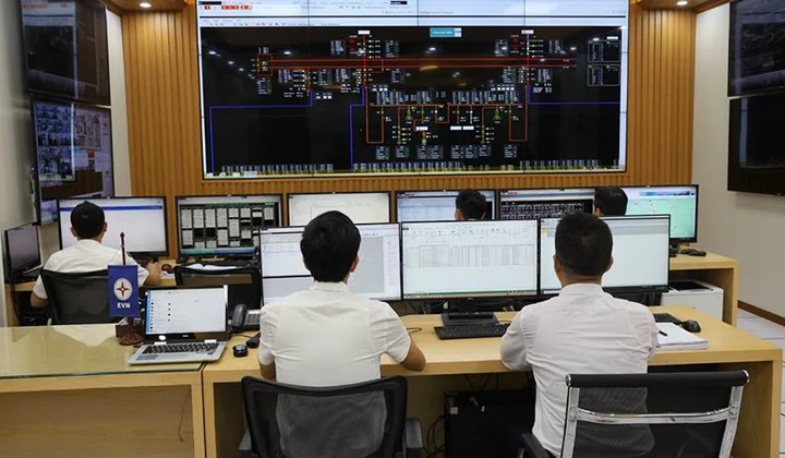 PC Hưng Yên: Khai thác hiệu quả các thông số, dữ liệu qua Trung tâm điều khiển xa