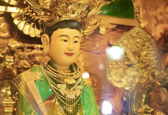 Lễ tri ân cha mẹ theo gương hiếu hạnh của đức Thánh Mẫu thần chủ trong tín ngưỡng thờ Mẫu