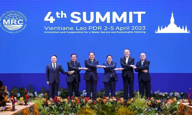 Khẳng định vị thế và trách nhiệm của Việt Nam trước những vấn đề của khu vực