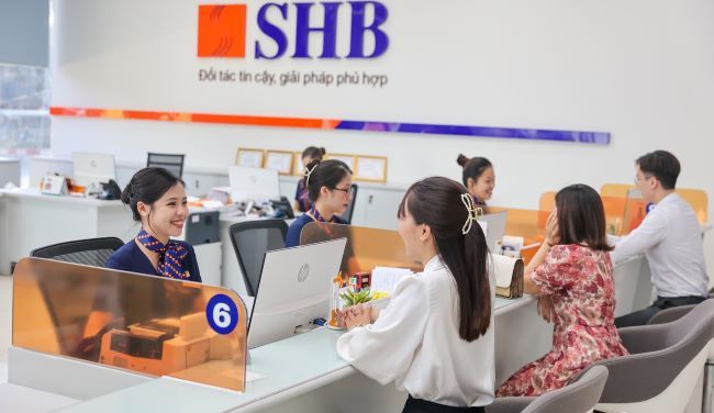 SHB tặng hàng chục ngàn mã ưu đãi Grab dành cho chủ thẻ tín dụng