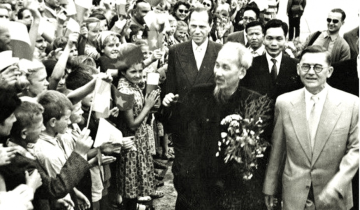 Tư tưởng Hồ Chí Minh về hội nhập quốc tế: Những giá trị bền vững soi sáng sự nghiệp cách mạng Việt Nam